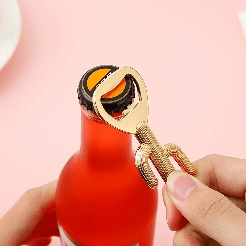 5pcs Package Bottle Opener Funny Gifts Cactus Shape Beer Openers Tools Creative Wedding Favors for Guest Bar Decoration Gadgets