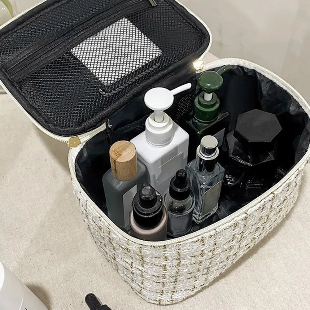 Women New Makeup Bag Korean Knitted Style Portable Plaid Small Fragrance Large Capacity Toiletry Storage Box Travel Fashionable
